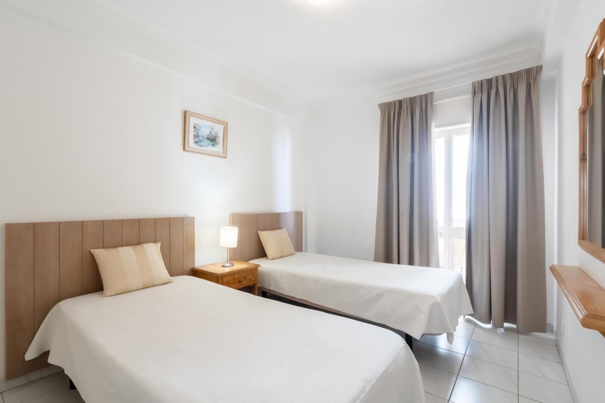 Atlantida By Garvetur Apartment Quarteira Exterior photo